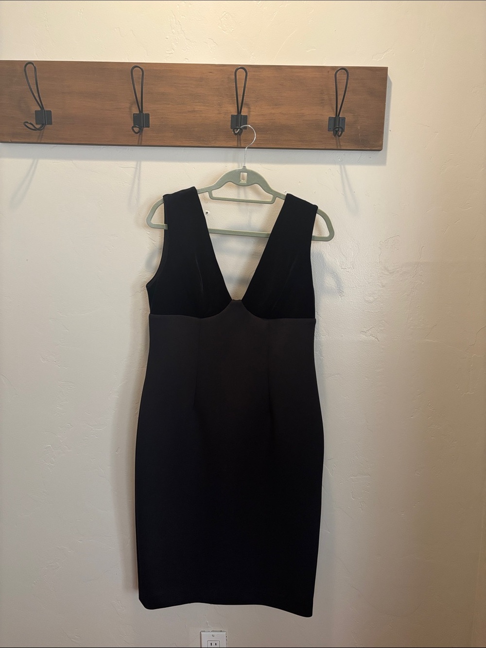 Calvin Klein Black Sleeveless V-Neck Midi Sheath Dress